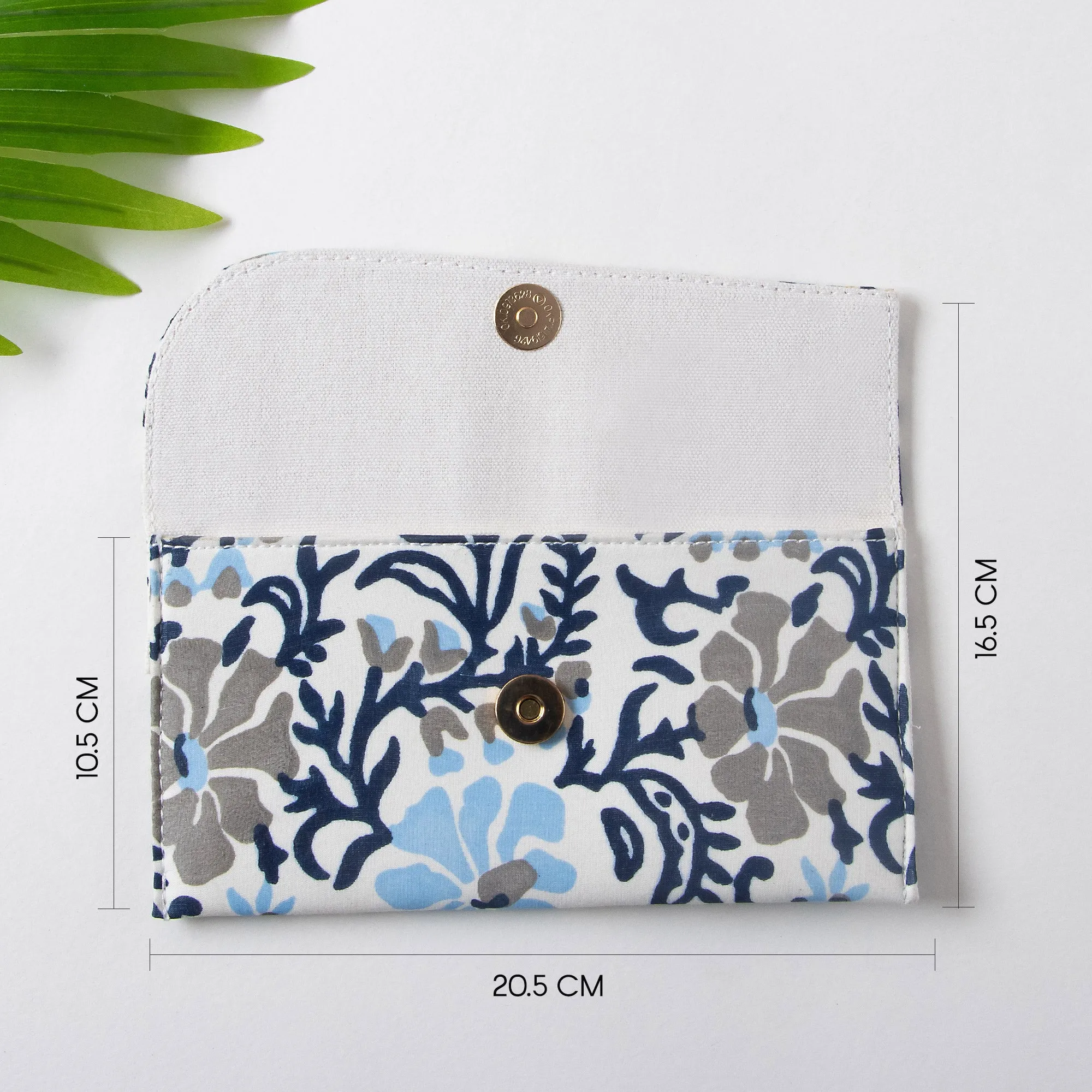 Handmade Floral Women's Clutch Purse