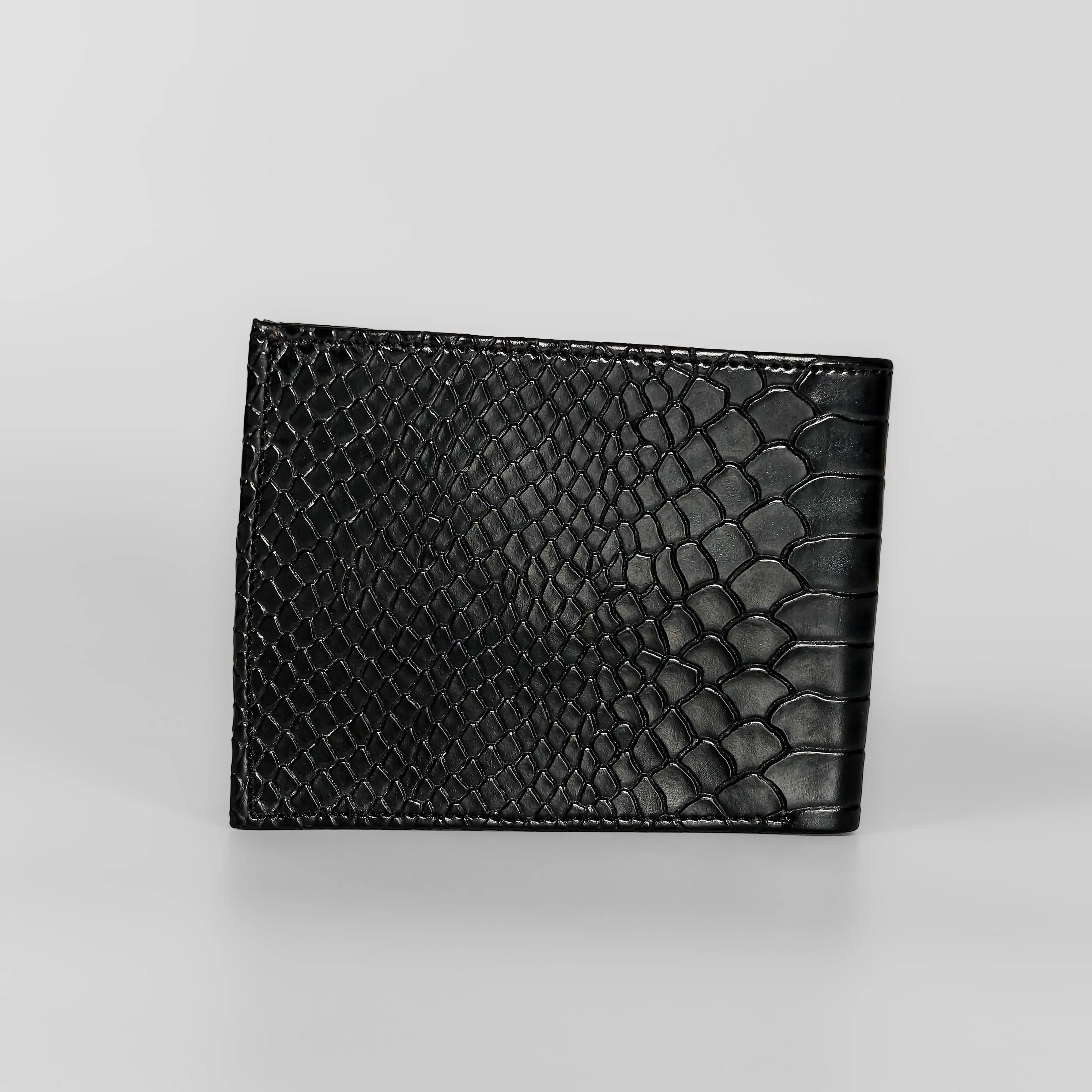 Personalized Men’s Textured Black Wallet with Free Charm