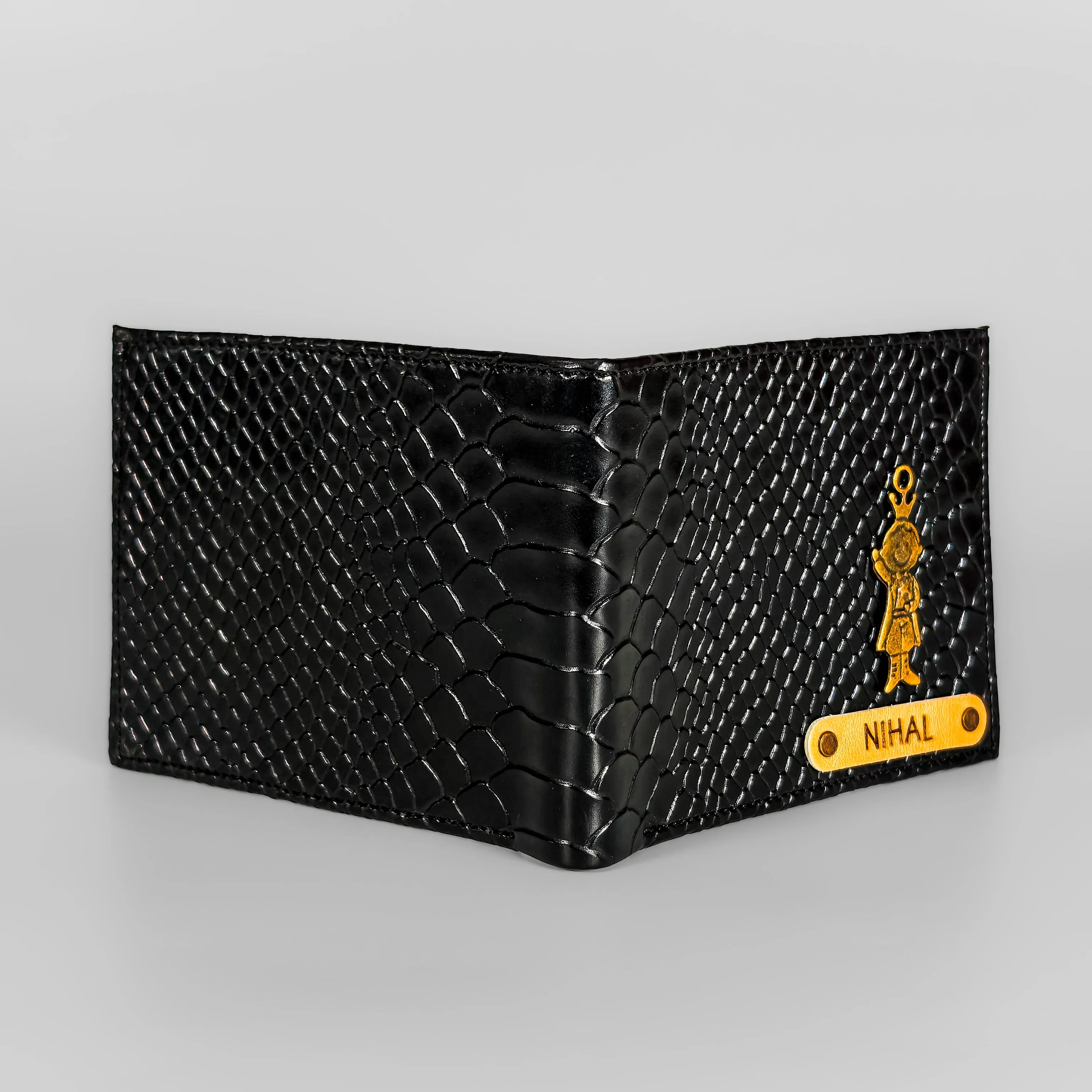 Personalized Men’s Textured Black Wallet with Free Charm