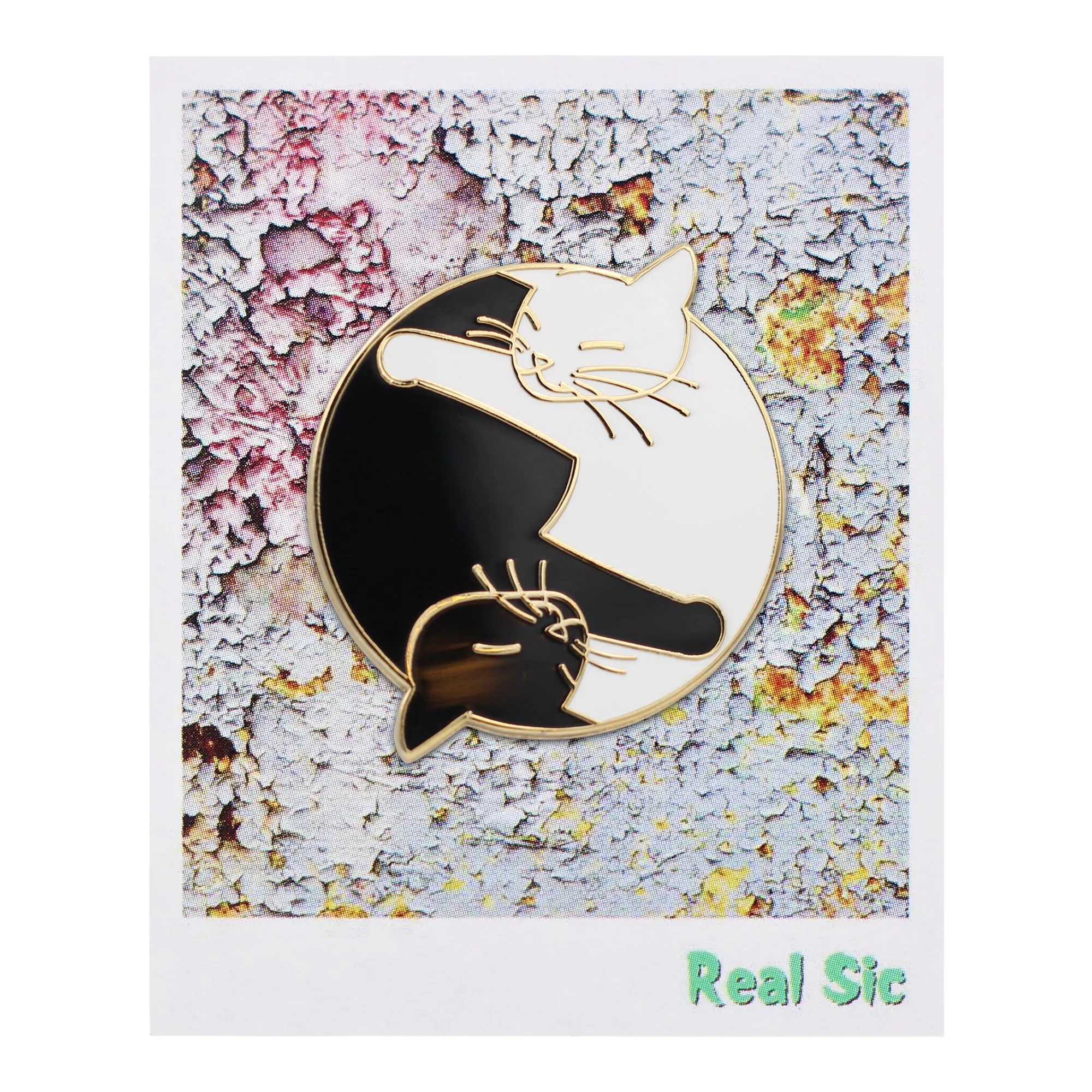 Yin Yang Cat Pin - White & Black Cat Lovers Enamel Pin